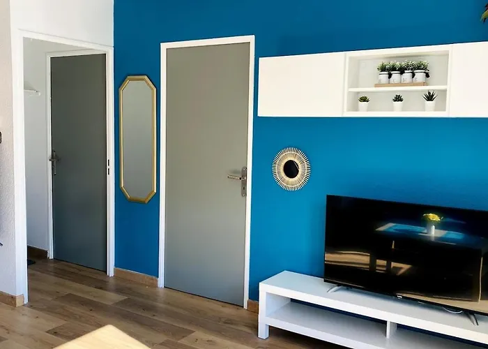 Bel Côté Port Avec Piscine&tennis Proche Appartement