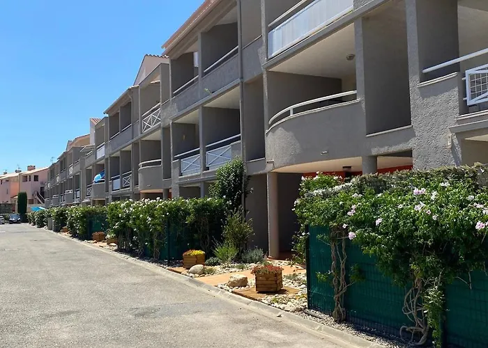 Bel Côté Port Avec Piscine&tennis Proche *