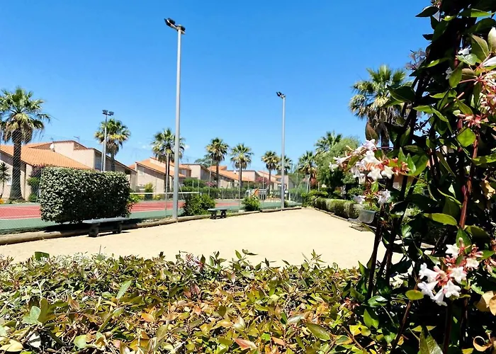 Bel Côté Port Avec Piscine&tennis Proche Saint-Cyprien (Pyrenees-Orientales)